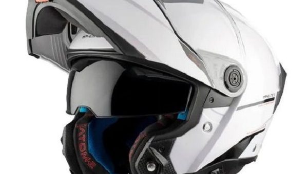 When to replace your motorcycle helmet.